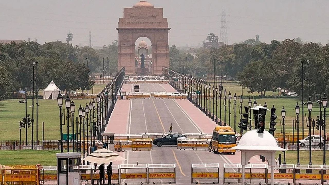 IMD Warning: Heavy Rain & Lightning Alert in UP-Bihar-MP, Know Your City Forecast
