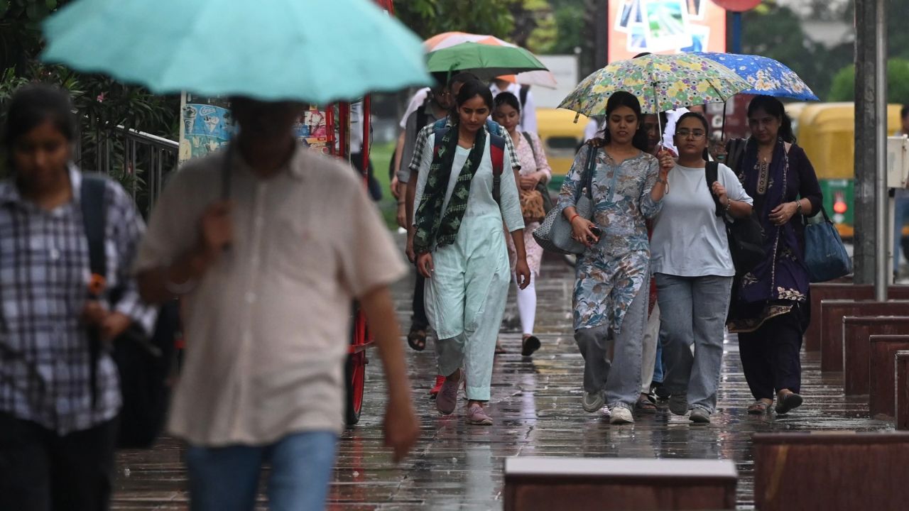 Delhi Weather Today: Monsoon Exit Nears, IMD Predicts Rain or Relief? Check Latest Forecast