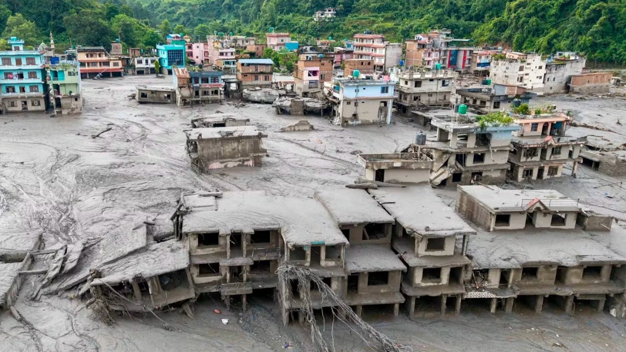 Nepal Floods: 23 Bodies Found in Nuwakot House, Death Toll Climbs to 962, Nearly 4,000 Missing