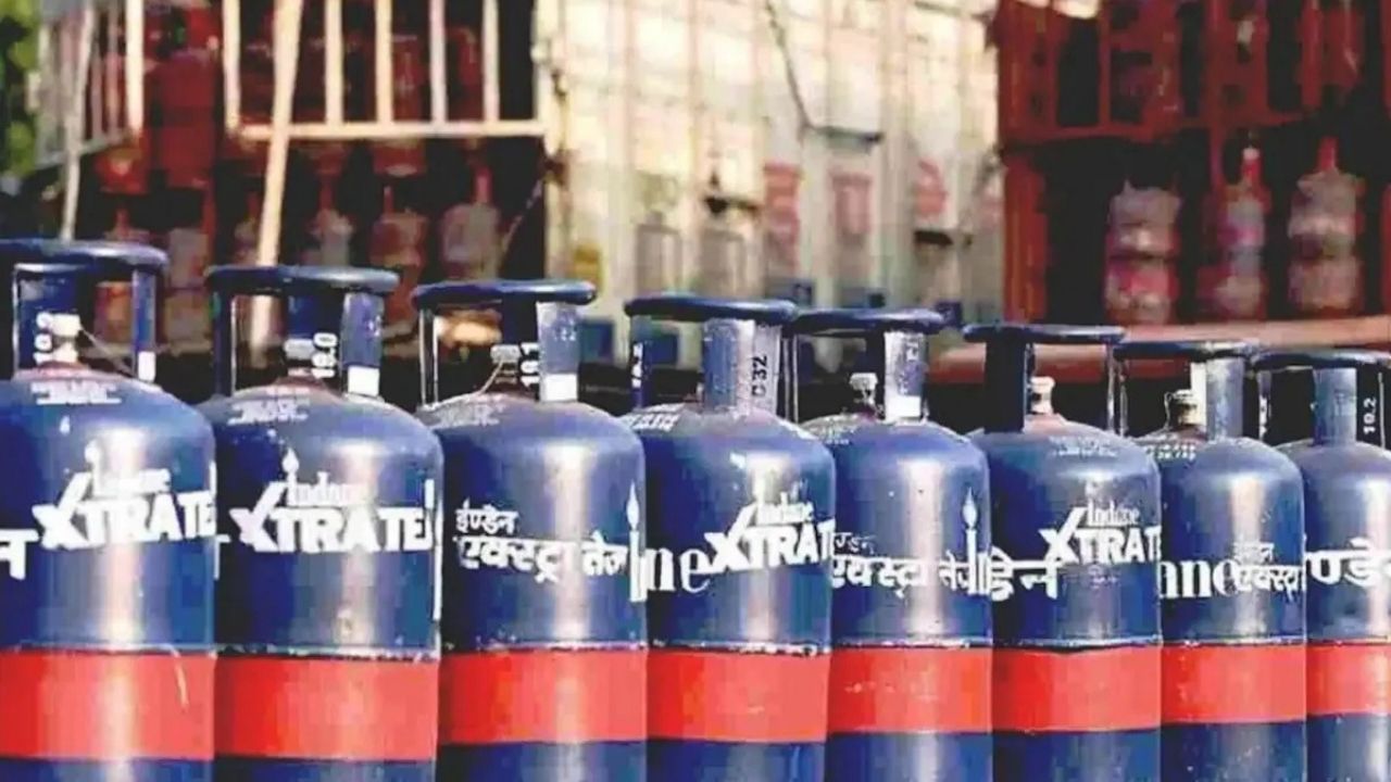 LPG Price Hike: ₹9.50 More For Commercial Cylinder From Today, Check New Rates