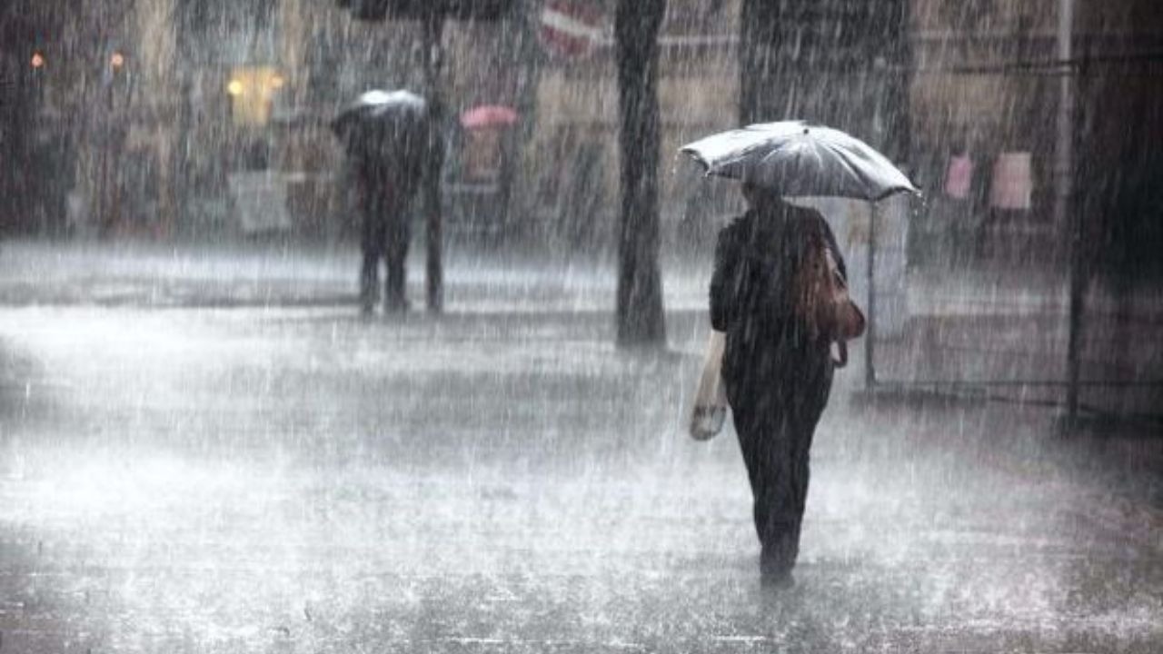 IMD Weather Alert: 13 States Face Heavy Rain, Storms And 70 Kmph Winds Today