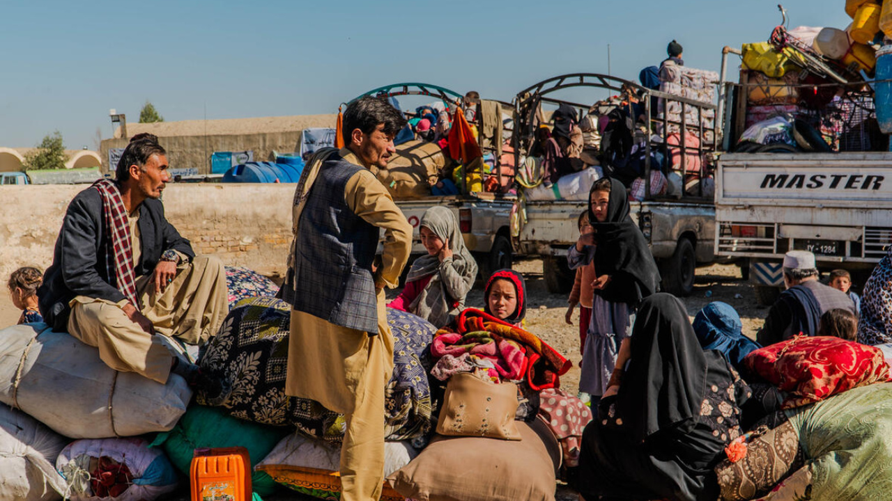 UN Experts Warn Pakistan Against Forced Deportation Of Afghan Refugees, Seek Protection For Vulnerable