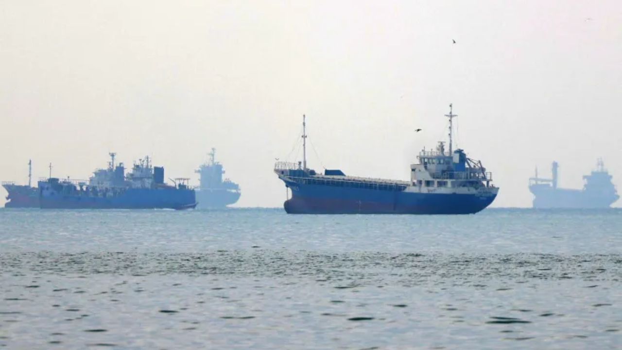 US-Iran Tensions: Tehran Signals Hormuz Reopening, Washington Open To UN Talks