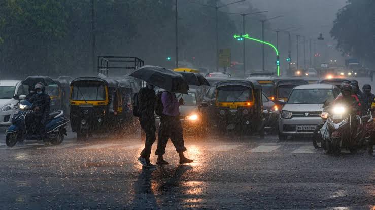 65 Kmph Storm Winds Incoming! IMD Issues Fresh Warning Across 17 States, UP-Delhi-Bihar On High Alert