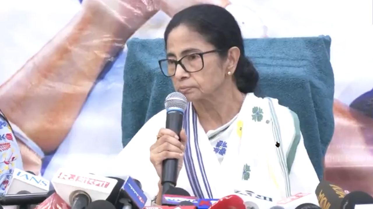 Nandigram Bypoll Twist: Mamata Banerjee’s TMC Faction Backs Congress After Party Candidate Withdraws