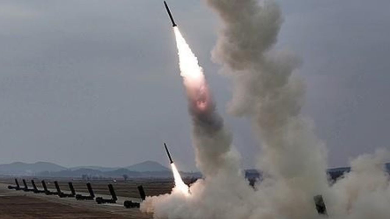 North Korea Launches Projectile After US-South Korea-Japan Military Drills