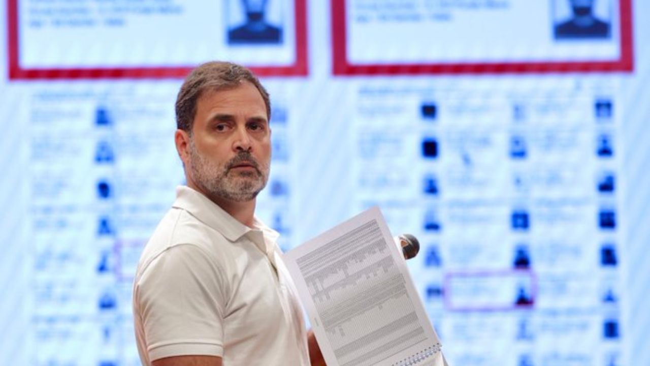 ‘Elections Being Rigged’: Rahul Gandhi Targets EC Amid SIR Dissent, Demands Gyanesh Kumar’s Resignation