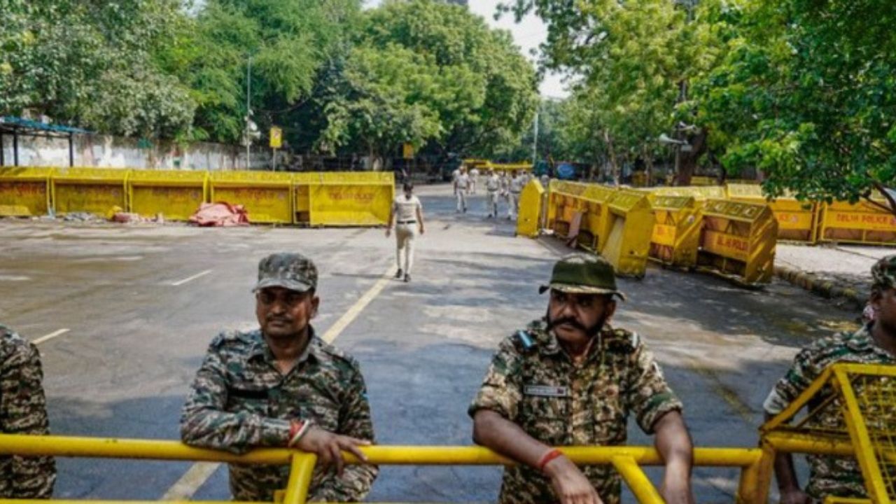 Delhi Security Alert: 273 CAPF Companies to Stay in Capital Till October 31