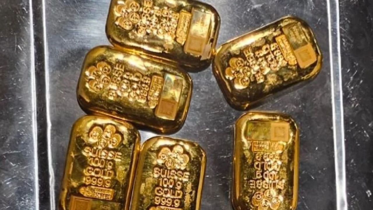 DRI Cracks Down on Gold Smuggling, Seizes Gold at Toll Plaza and Railway Stations