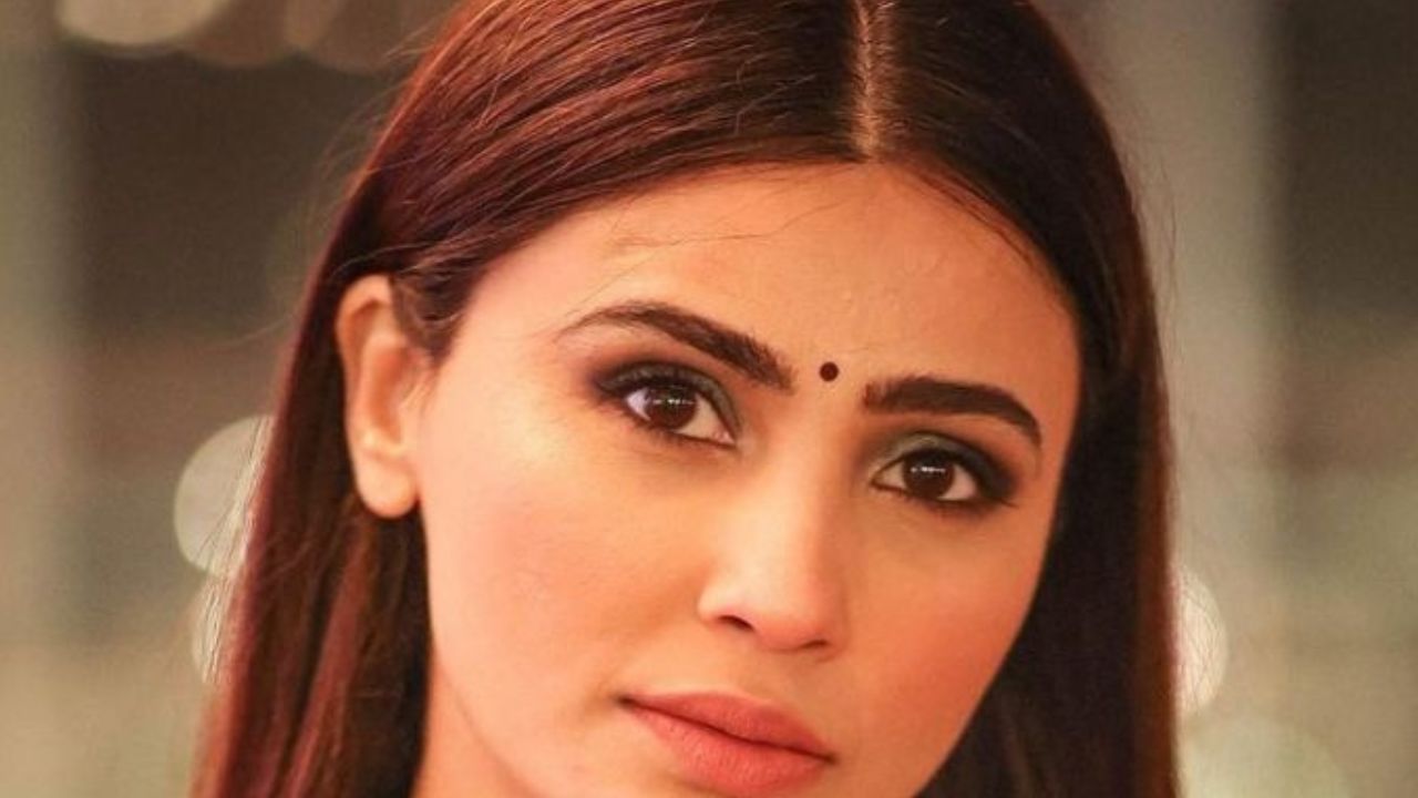 From Bappa’s Blessings to Social Media Trolls, Daisy Shah Opens Up