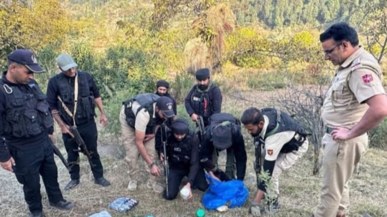 Budgam Police Recover Medicines, Food Near Doodhpathri Encounter Site; Hashim Moosa Probe Deepens