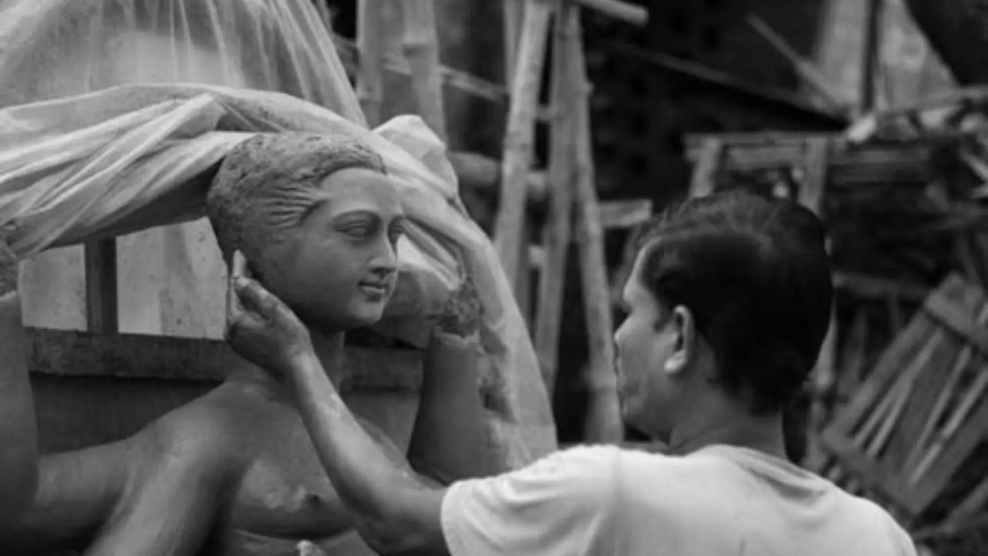 Kumartuli Park Durga Puja pandal stands out for its innovative themes, skilled artisans and focus on socially relevant messages. The puja committee blends traditional craftsmanship with contemporary ideas to attract younger generations, including teenagers and young devotees. The beautifully crafted idols of Maa Durga are made by experienced clay artists, many of whom are associated with Kumartuli’s renowned idol-making tradition. These idols also find buyers overseas, including in the US, the UK, Canada and several Southeast Asian countries. The pandal is located near the riverfront at Kumartuli Park, close to Sovabazar Launch Ghat, with Sovabazar Metro Station serving as the nearest metro stop. Known for its creative concepts and striking visual presentation, the pandal is a popular destination for photography enthusiasts and visitors interested in contemporary art. Early evening, between 5 pm and 7 pm, is a suitable time to explore the decorations and capture the festive atmosphere.