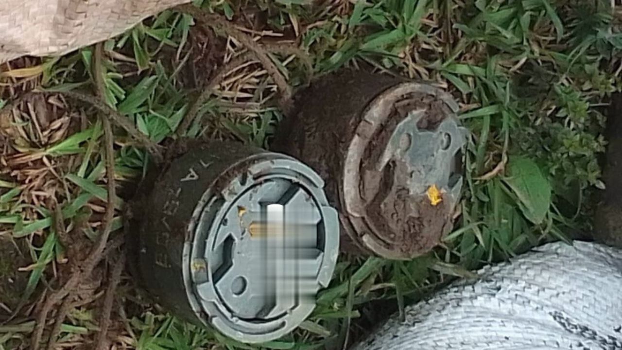 Poonch’s Mendhar Sector on Alert After Two Landmines Found Near LoC Fence