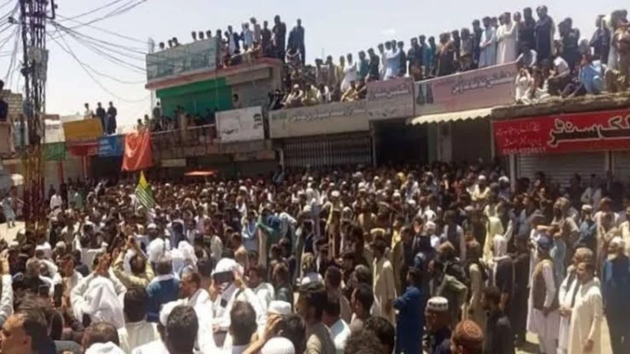 Fresh Trouble for Shehbaz Sharif? Emergency Rule in KP Triggers Protests Against Federal Move