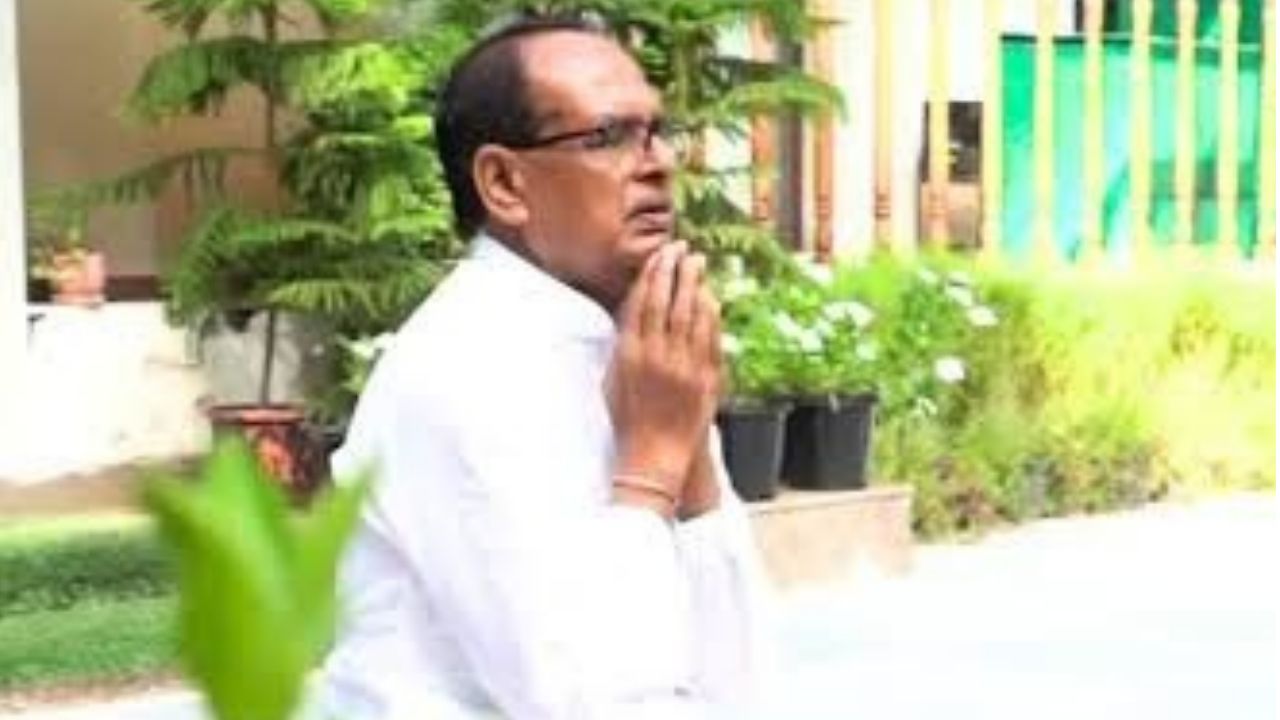 Union Minister Shivraj Singh Chouhan’s Mother Dies During Treatment at AIIMS Bhopal