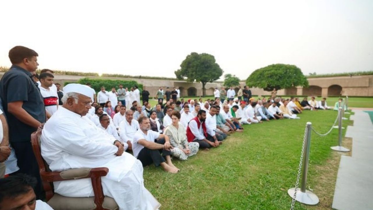 INDIA Bloc To March To Rashtrapati Bhavan Over SIR, Demands CEC Gyanesh Kumar’s Resignation