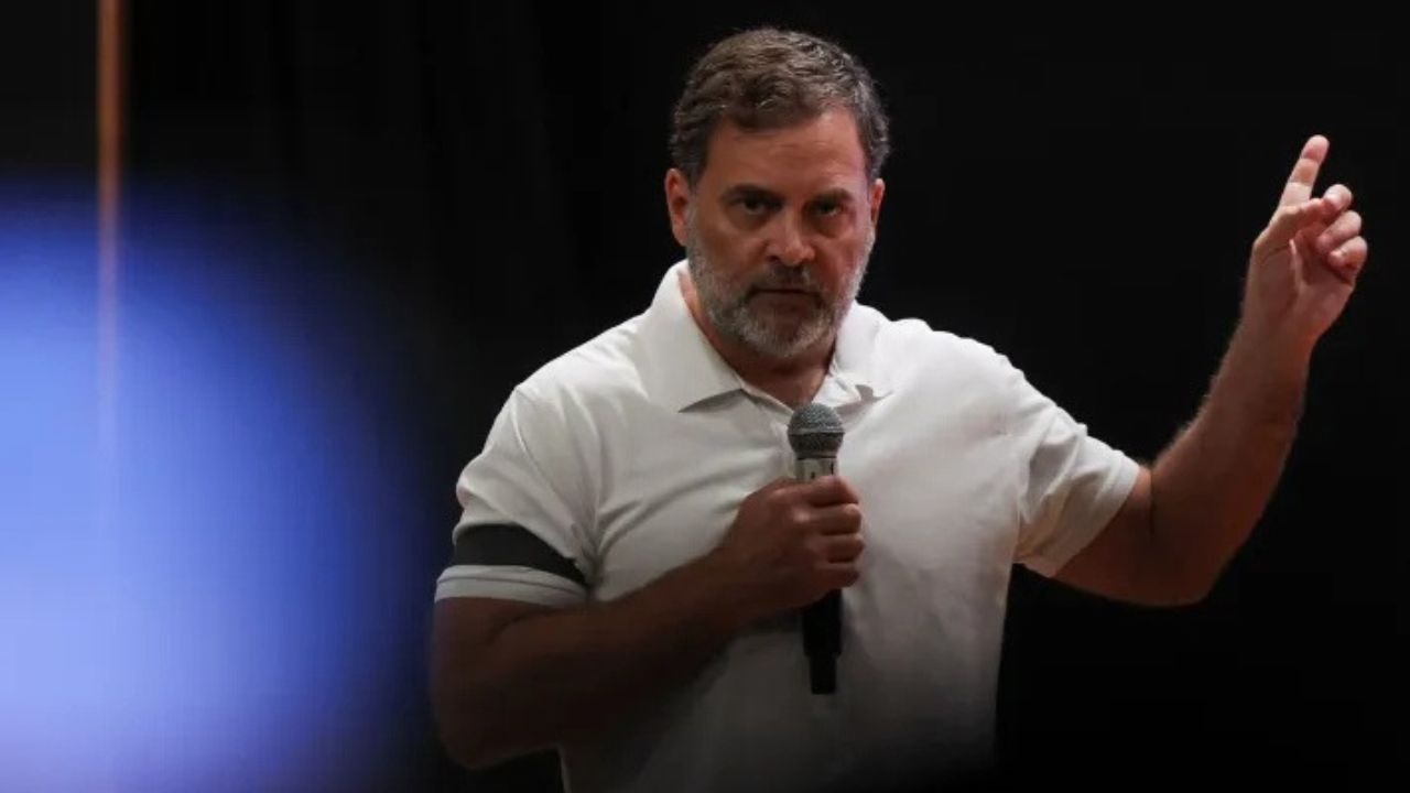 Rahul Gandhi Gets Relief in ‘Chowkidar Chor Hai’ Case as Supreme Court Stays Trial