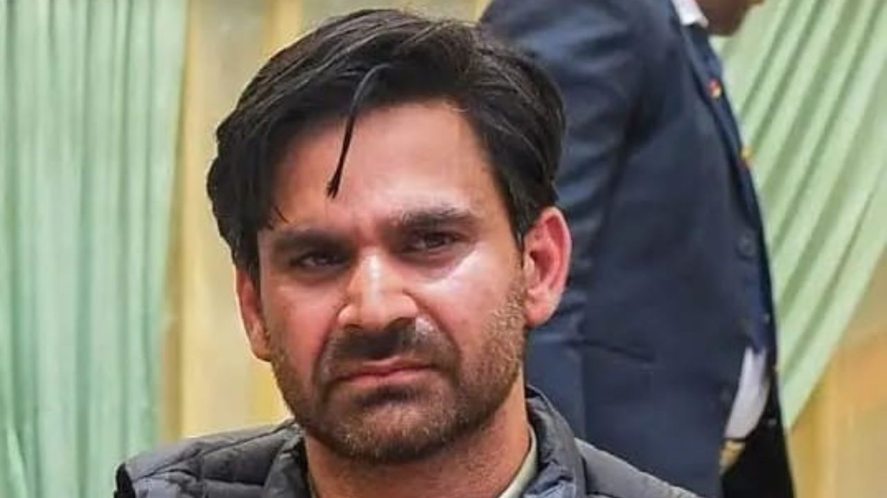 Waheed Para questions JK Govt after HC annuls Act related to Hydropower Water Charges