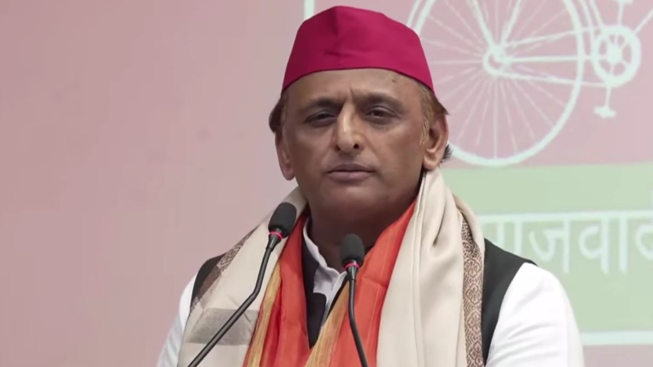 Akhilesh Yadav Alleges Rigging in UP MLC Polls, Claims Unfolded Ballot Papers Found in Box