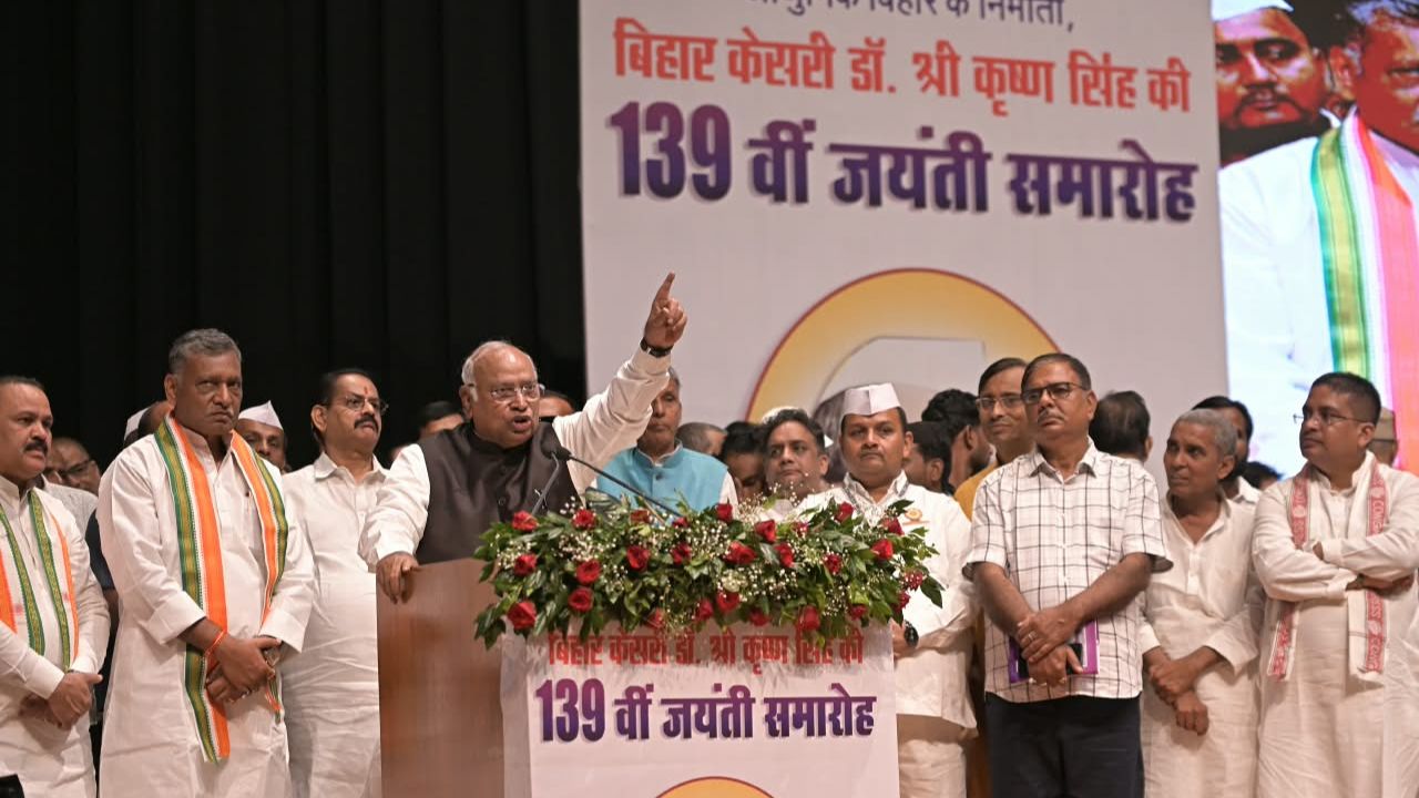‘Modi Ka Baap Bhi Jayega’: Kharge’s Remark Sparks Uproar at Patna Event