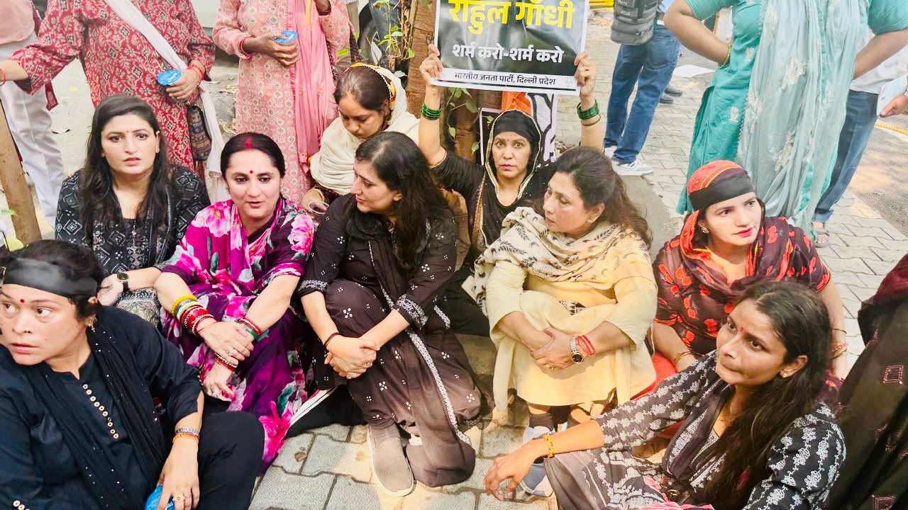 BJP Women MPs Meet President, Demand Action Against Congress MP Over JNU Sexual Harassment Case