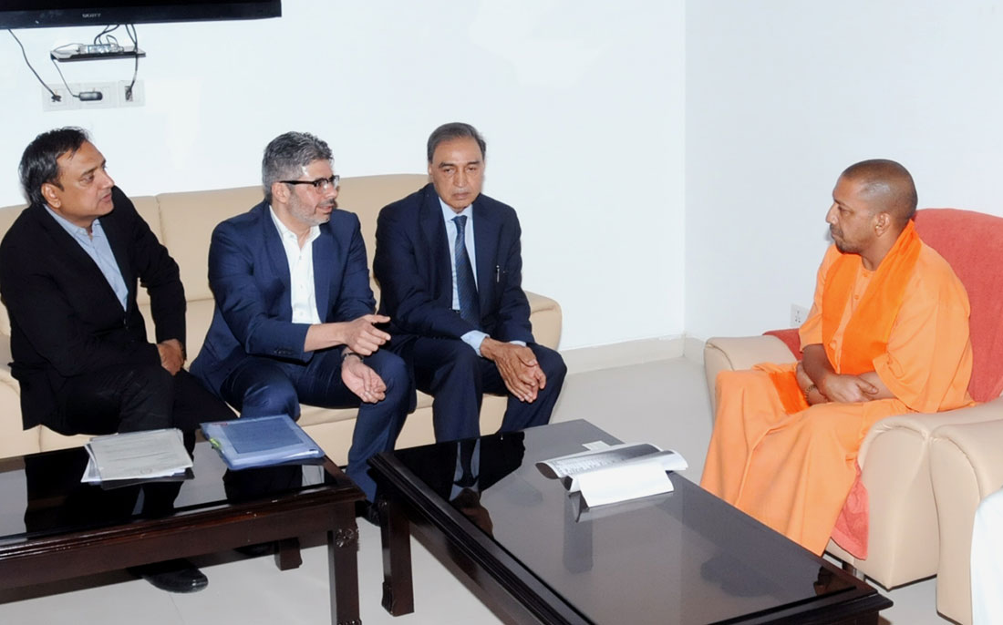 मुख्यमंत्री योगी से मुलाकात के बाद मीट कारोबारियों ने वापस ली हड़ताल मुख्यमंत्री योगी से मुलाकात के बाद मीट कारोबारियों ने वापस ली हड़ताल