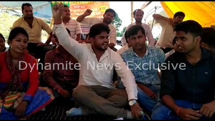शिक्षामित्रों को 25 अंको का वेटेज देने से BTC उम्मीदवारों में नाराजगी