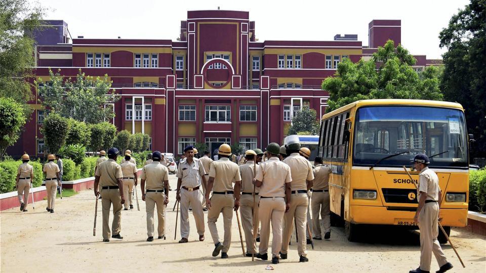 गुरुग्राम: मासूम का यौन शोषण और हत्या करने वाला आरोपी बस कंडक्टर गिरफ्तार