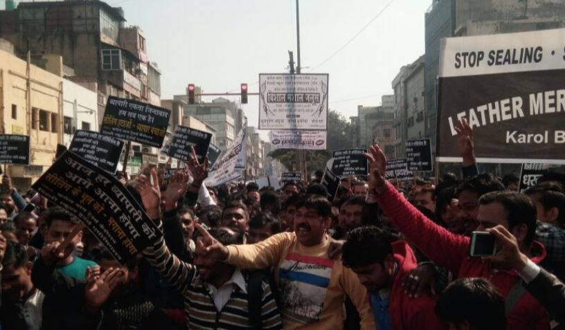 सीलिंग के विरोध में 48 घंटे के लिये दिल्ली के बाजार बंद , 5 हजार जगहों पर प्रदर्शन