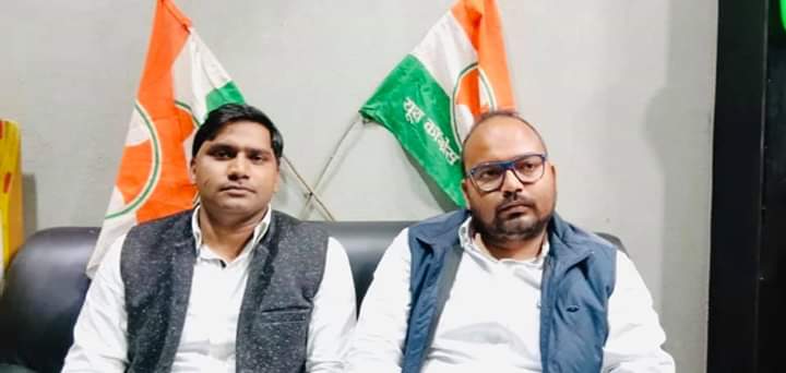 महराजगंज: कांग्रेस नेता ने बीजेपी सांसद पर साधा निशाना, कहा, 5 बार सांसद रहे फिर भी नहीं हुआ विकास..