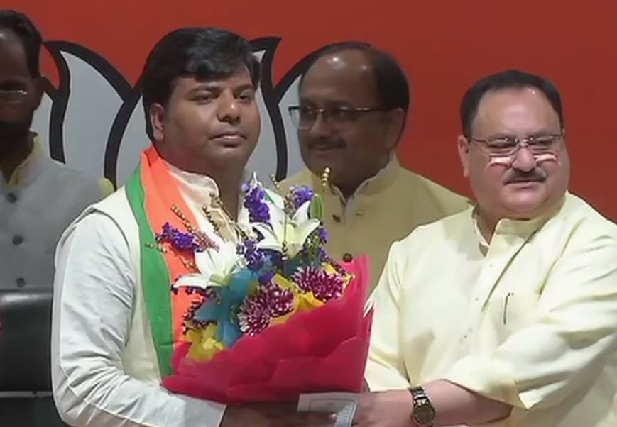 गोरखपुर से सपा सांसद प्रवीण निषाद बीजेपी में शामिल..यहां से लड़ सकते हैं लोकसभा चुनाव
