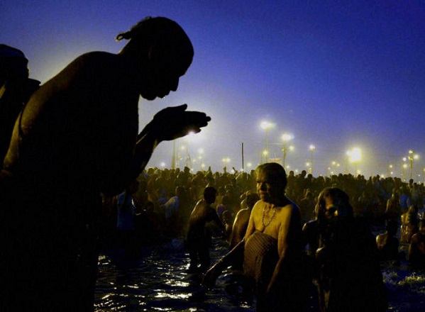 Mauni Amavasya 2020: अगर रहती है पैसे की किल्लत या जगानी है किस्मत, तो मौनी अमावस्या पर करें ये काम