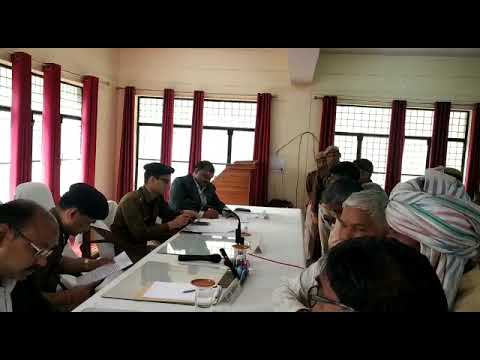 महराजगंज: समाधान दिवस पर डीआईजी ने सुनी समस्याएं, निपटाये कई मामले महराजगंज: समाधान दिवस पर डीआईजी ने सुनी समस्याएं, निपटाये कई मामले