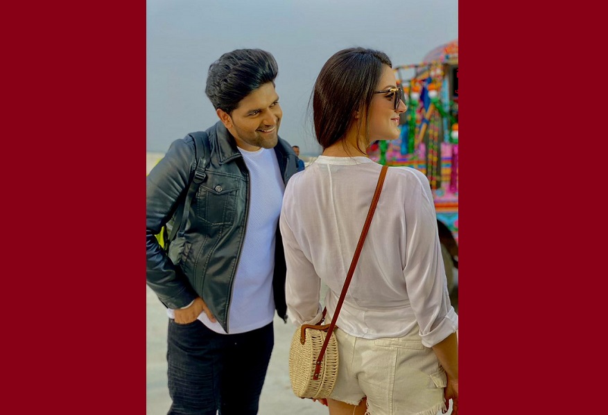 Entertainment News: लैरिसा-रंधावा का नया गाना सूरमा सूरमा हुआ रिलीज़ Entertainment News: लैरिसा-रंधावा का नया गाना सूरमा सूरमा हुआ रिलीज़