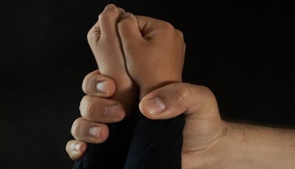 देहरादून: बोर्डिंग स्कूल में नाबालिग छात्र के साथ लॉकडाउन के दौरान हुई यह शर्मनाक हरकत