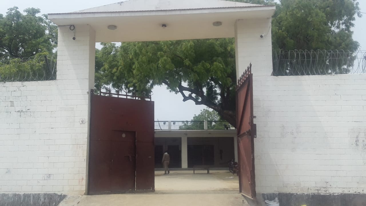 Kanpur Encounter: क्या हिस्ट्रीशीटर विकास दुबे की पत्नी ऋचा CCTV कैमरों की DVR लेकर हुई थी फरार?
