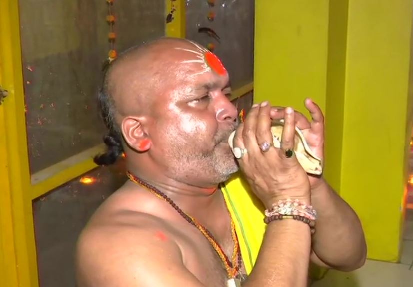 Ram Temple: भूमि पूजन के लिये तैयार अयोध्या, शंखनाद के साथ हनुमानगढ़ी में विशेष पूजा शुरू, जानिये पूरा कार्यक्रम