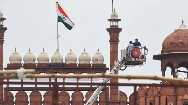 Independence Day: कोरोना काल में इस बार अलग तरीके से मनेगा लाल किले पर आजादी का जश्न, दिखेंगे कई बड़े बदलाव Independence Day: कोरोना काल में इस बार अलग तरीके से मनेगा लाल किले पर आजादी का जश्न, दिखेंगे कई बड़े बदलाव