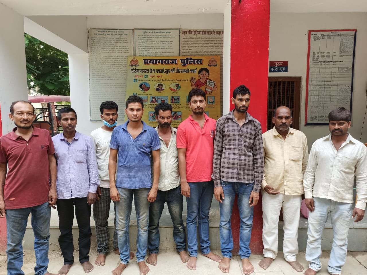 यूपी एसटीएफ ने किया इन्टरनेशनल ड्रग स्मग्लर्स गैंग का भंडाफोड़, करोड़ों रुपये का गांजा बरामद
