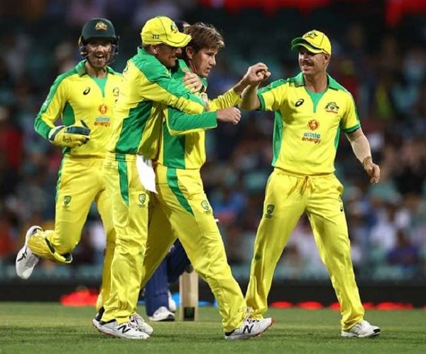 India vs Australia: अभ्यास छोड़कर लौटे ऑस्ट्रेलियाई टीम के ये दिग्गज खिलाड़ी, जानिए क्या है वजह