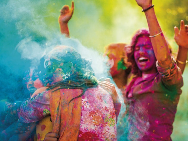 Holi Special: अगर आप होली खेल रहे हैं तो फिर आपके लिए ये खबर है जरुरी