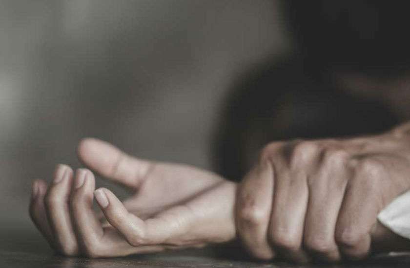 UP: दलित महिला के साथ सामूहिक बलात्कार और दरिंदगी का मुख्य आरोपी गिरफ्तार, परिजनों ने की फांसी की मांग