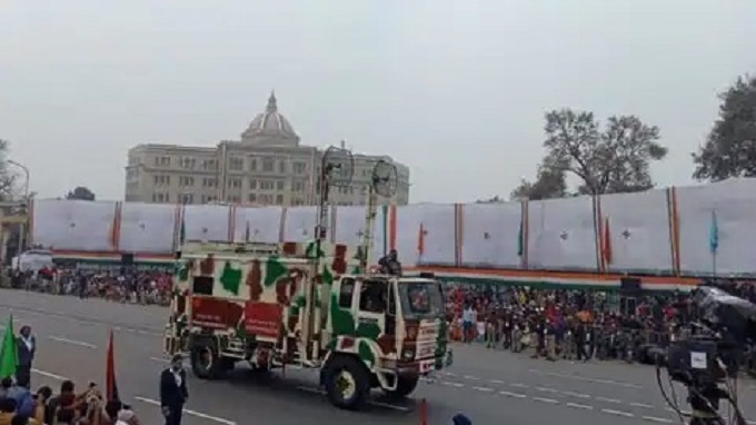 Republic Day in UP: यूपी विधानसभा में गणतंत्र दिवस पर लगा पुरानी कारों प्रदर्शन, प्रदेश के जवानों की बाइक रैली ने मोहा मन