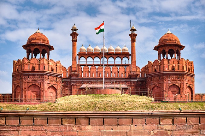 Red Fort: जानिये विश्व धरोहरों में शामिल लाल किले के इस दिलचस्प इतिहास को, इस तरह पड़ी रेड फोर्ट की नींव