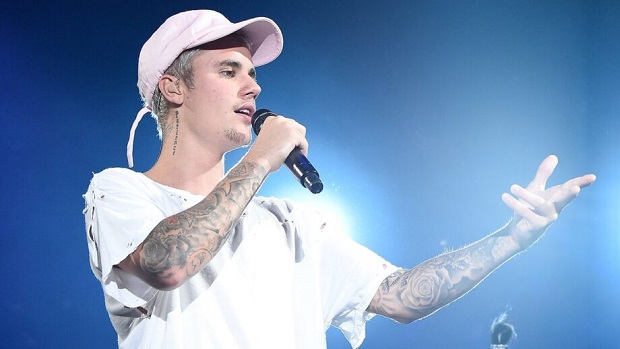Justin Biber: फिर म्यूजिक कॉन्टेस्ट के साथ भारत लौटेंगे जस्टिन बीबर, नोट कर लें ये डेट और वेन्यू Justin Biber: फिर म्यूजिक कॉन्टेस्ट के साथ भारत लौटेंगे जस्टिन बीबर, नोट कर लें ये डेट और वेन्यू