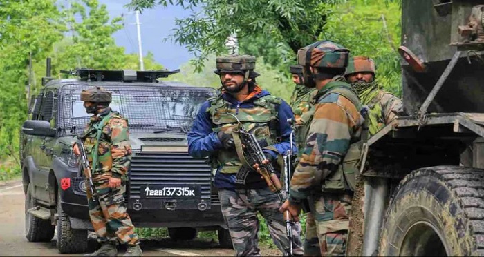 Jammu & Kashmir: कश्मीर के सीमावर्ती जिलों में मुठभेड़, नए सिरे से आंतकियों के घुसपैठ की आशंका