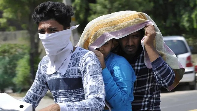 Weather Update: दिल्ली को मौसम विज्ञान की चेतावनी, लू चलने की आशंका, ‘येलो अलर्ट’ जारी