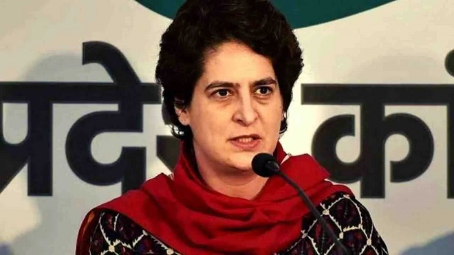 प्रियंका गांधी का मोदी सरकार पर तंज, कहा- युवकों के पैरों में पड़ गए छाले, सरकारी भर्ती पर लटके हैं ताले
