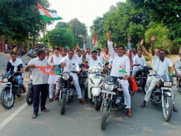 श्रीनगर से भाजपा ने कारगिल के लिए निकाली तिरंगा बाइकर्स रैली