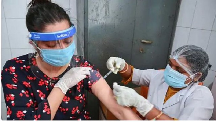 Covid-19 in India: देश में बढ़ते कोरोना मामलों के बीच जानिये कितने नये मरीज आये सामने, पढ़िये ताजा अपडेट